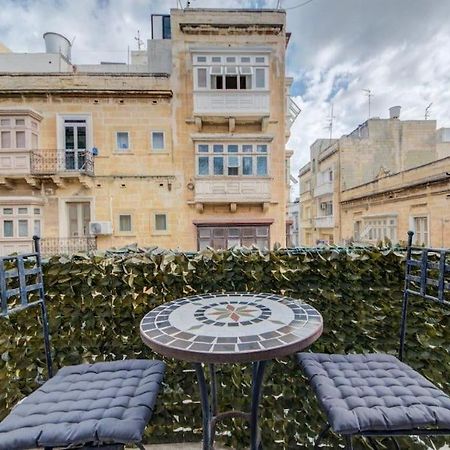 Traditional Maltese Town House In Floriana Exteriér fotografie