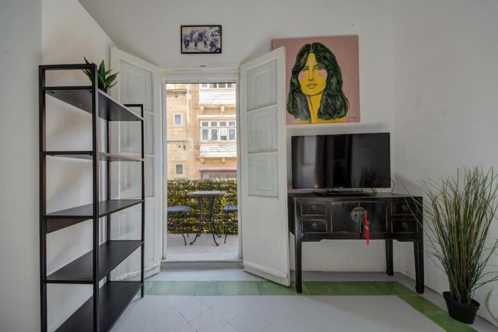 Traditional Maltese Town House In Floriana Exteriér fotografie