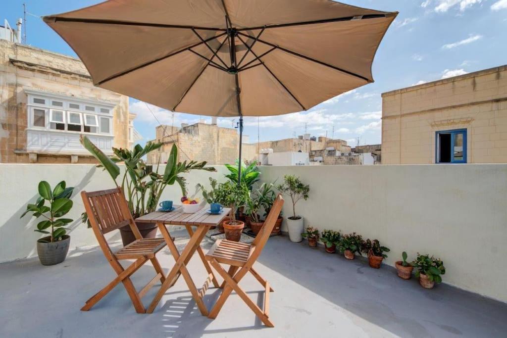 Traditional Maltese Town House In Floriana Exteriér fotografie